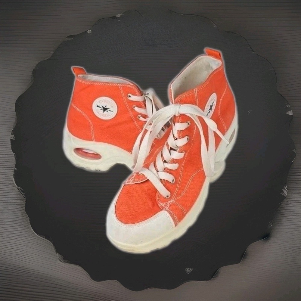 Fashion Classic Orange High Top Canvas Air Cushioned Heel Sneakers Size 40 - 8.5